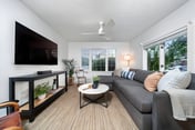 #15 Shoreline Suite