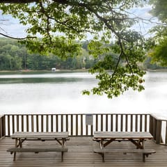 Rennie Lake Hideaway Cottage