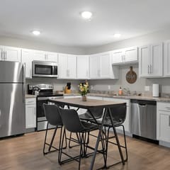 TC Parkside H  · TC Parkside H: Charming 2BR Retreat