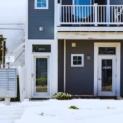 Midtown A · Midcentury Getaway: Walk to Everything!