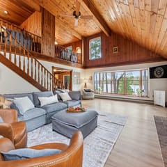 Northlight Lodge | Dual-Lake Sanctuary