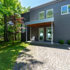 Old Mission Peninsula Luxury on West Bay