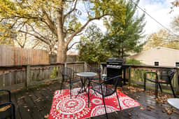 Beautiful House | Walk Everywhere | AC | Fire Pit |