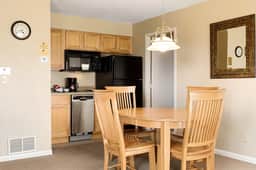 Valleyview Swing & Stay