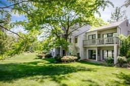 Cozy Beach Front Condo | AC | Beach | Waterfront |