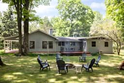 Serene Torch Lake Getaway