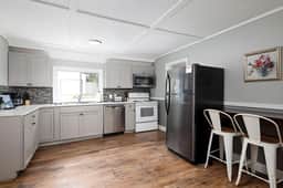 Rennie Lake Hideaway Home
