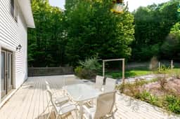 Vineyard Haven | AC | Jacuzzi | Sauna | Private |