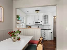 Urban Stay By The Bay: Downtown Pet-Friendly Home - Image 5
