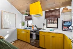 #08 Beachside Cabin · Newly Renovated Beachside Cabin 8!