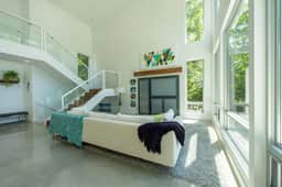 Old Mission Peninsula Luxury on West Bay
