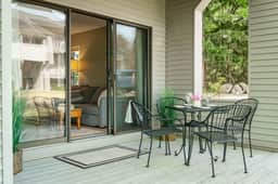 Cozy Beach Front Condo | AC | Beach | Waterfront | - Image 5