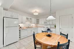 Seven Hills Estate on Old Mission - Image 5