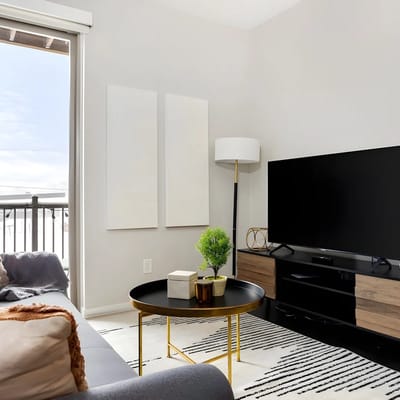 Emerald Oasis · Emerald Oasis: Centrally Located