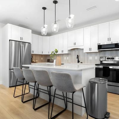 Randolph #204 · Randolph Street Retreat