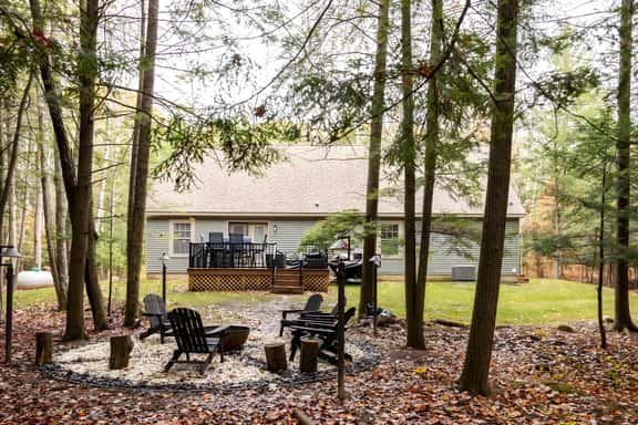 The Hoosier Valley Retreat Traverse City, Michigan - Image 1