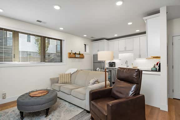 Cozy Capri Condo · Cozy Capri Condo: Charming 1BR 1BA Downtown! - Image 1