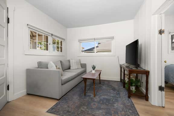 #03 Sandpiper Cottage - Image 1