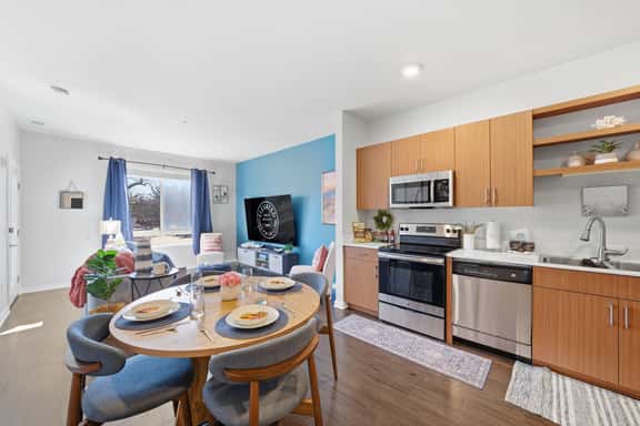 Happy Tails @ Trailside — Pet-Friendly 1BR near TART Trail - Image 1