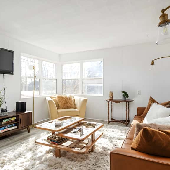 Elk Rapids Bungalow - Image 1