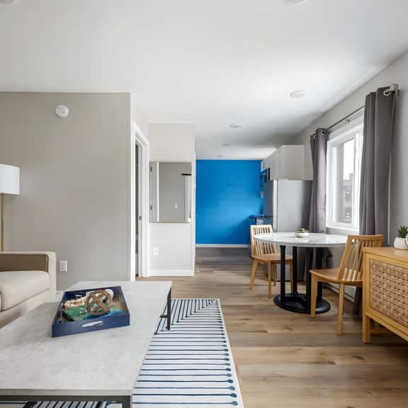 Downtown Newly Remodeled Apartment | AC | Beach | - Image 1