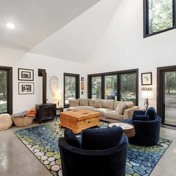 Isla Fern Cabin - Image 1