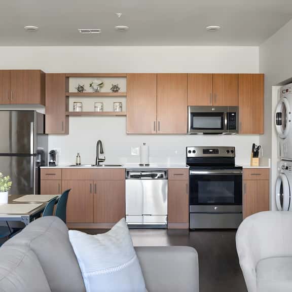 Tranquil Condo · Top Floor Pet Friendly Condo near Downtown - Image 1