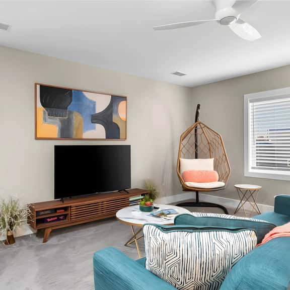 TC Parkside G · TC Parkside G: Spacious 2BR Condo - Image 1