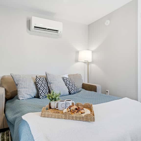 Three Downtown Apartments | Large groups | Private | Laundry - Image 1