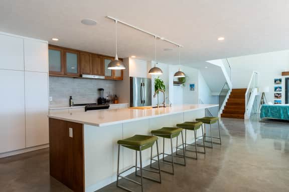 Old Mission Peninsula Luxury on West Bay