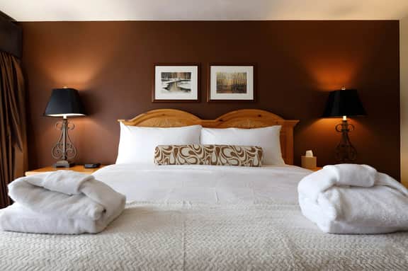 Valleyview Swing & Stay