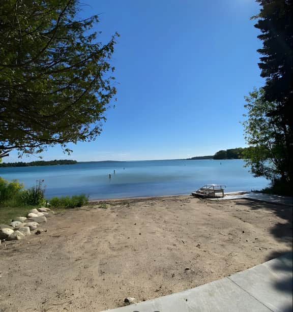 Elk Rapids Bungalow