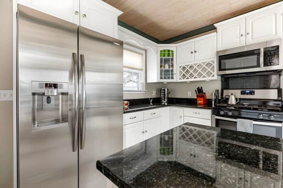 M22 Shores | Beach | Pet-friendly | Waterfront | Large Groups
