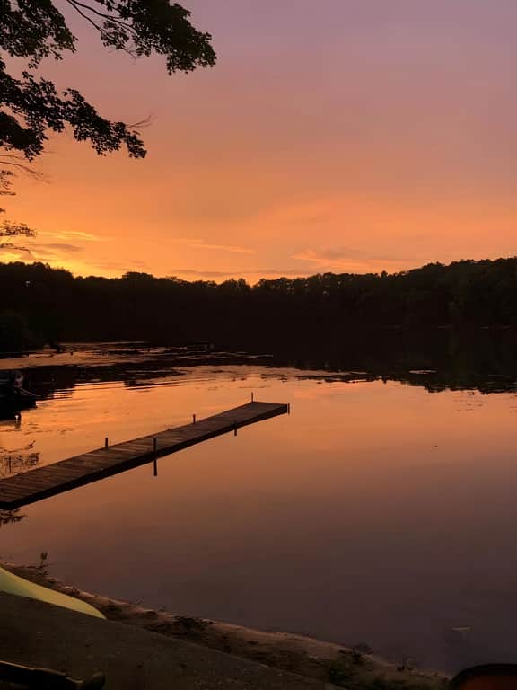 Bryan Lake Waterside Retreat