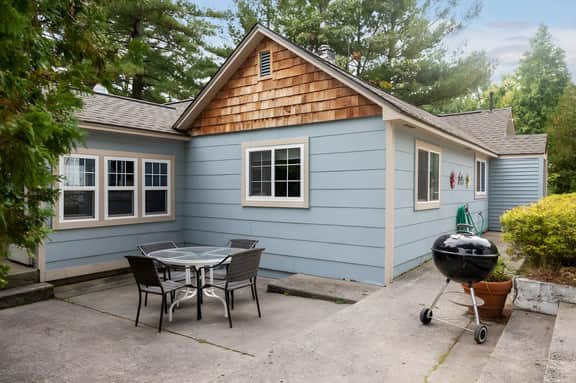 Rennie Lake Hideaway