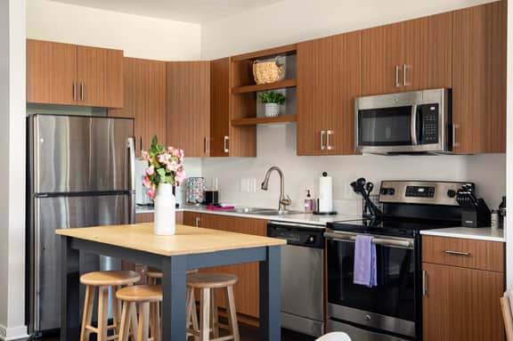 Trailside45 Modern Getaway –  Traverse City