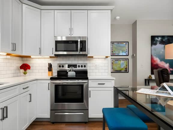 Cozy Capri Condo · Cozy Capri Condo: Charming 1BR 1BA Downtown!