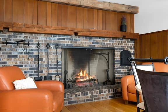 Sixties Shore House · Sandy Beachfront House on Grand Traverse B