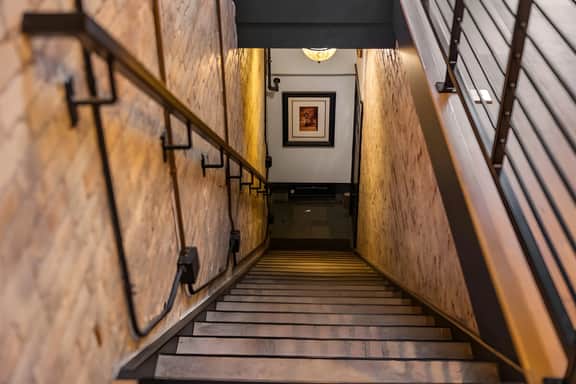Luxury TC Loft: Historic Condo!