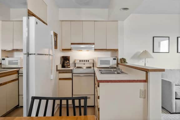#10 Lighthouse Condo · Renovated Bathroom