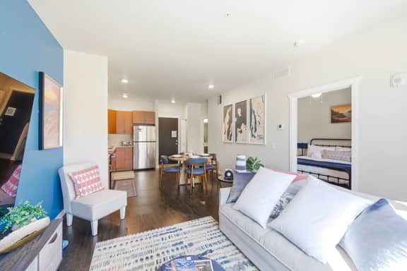 Happy Tails @ Trailside — Pet-Friendly 1BR near TART Trail