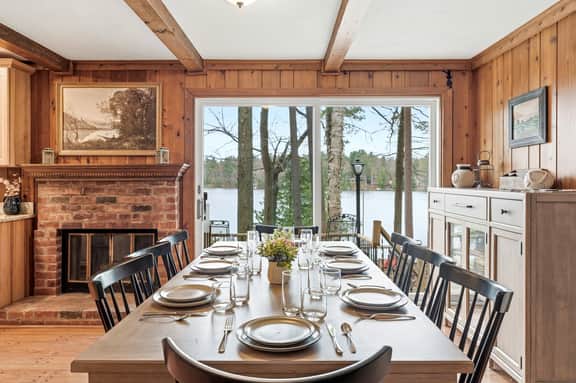 Northlight Lodge | Dual-Lake Sanctuary