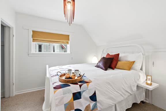 Old Towne Cass | Furnished 30+ Day Downtown Traverse City Stay
