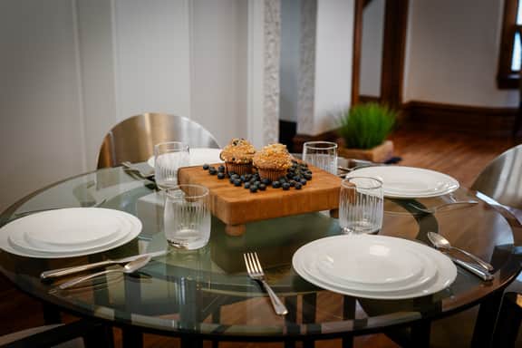 Old Towne Cass | Furnished 30+ Day Downtown Traverse City Stay