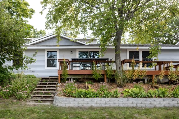 Dyer Lake Gallery Retreat