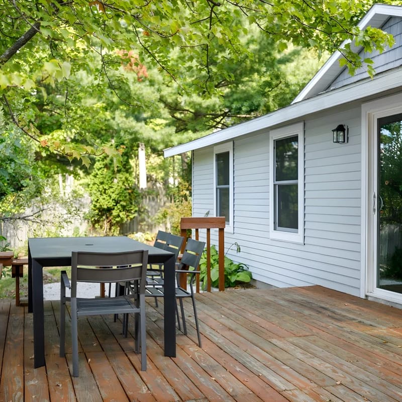 Dyer Lake Gallery Retreat